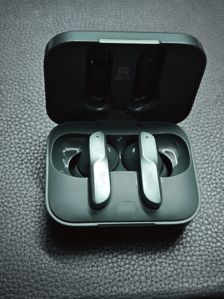 boAt 800 Dolby Audio Review